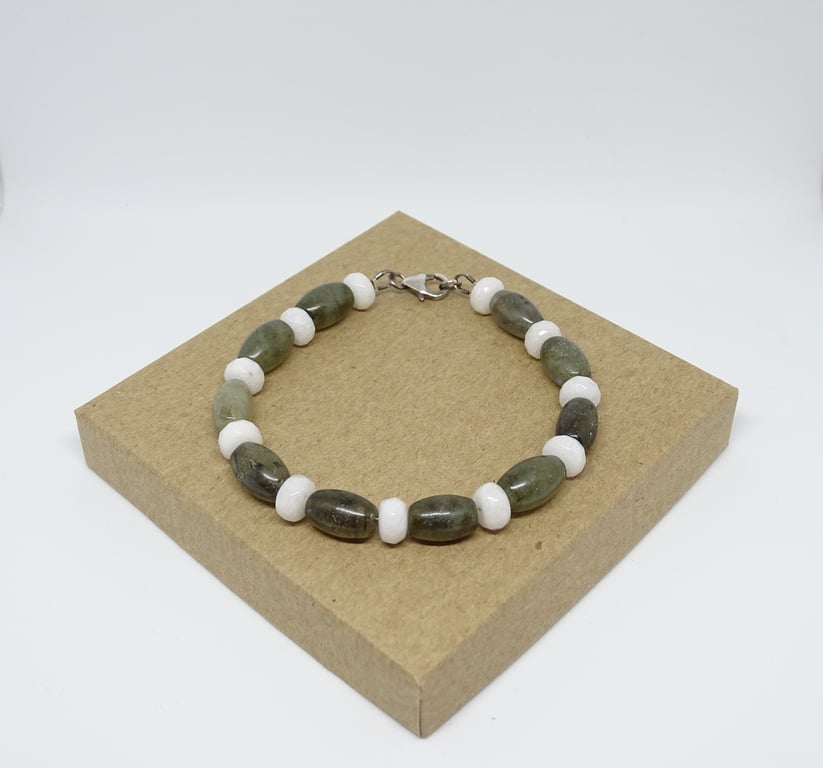 Labradorite & Quartz Bracelet