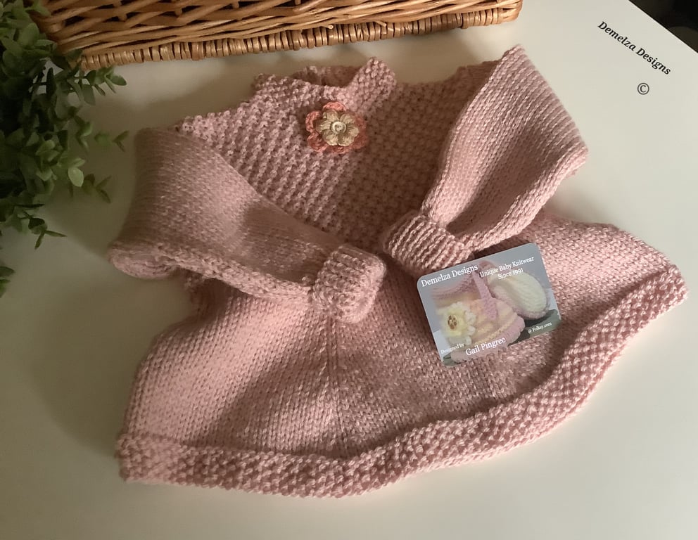 Designer Hand Knitted Baby Girl's  Peach Tunic Jumper  6-12  months size 