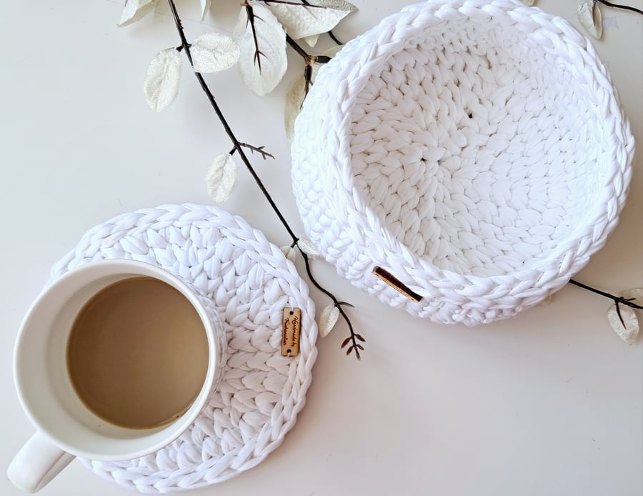 Home Decor, Handmade Table Coasters, Cups, Mugs, White