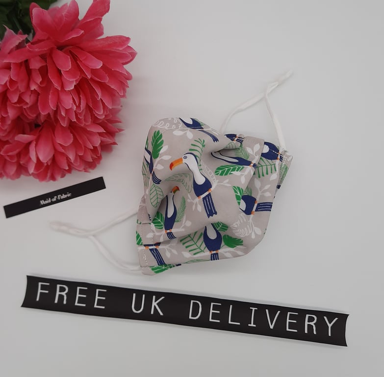 Face mask, small, adjustable,  3 layer,  nose wire, washable in toucan