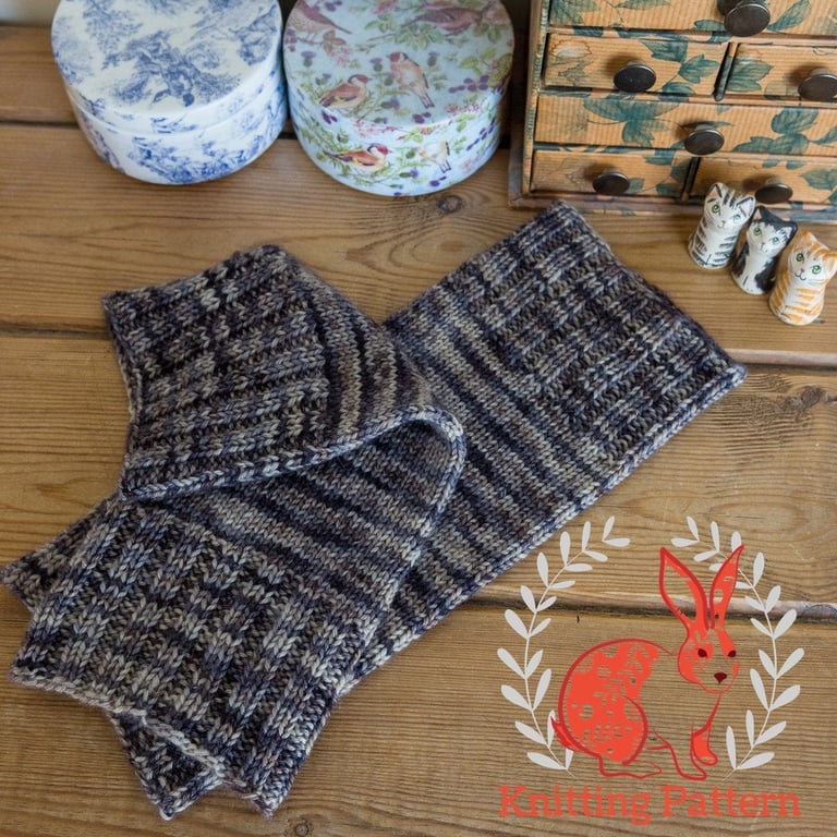 Leg Warmers knitting pattern suitable for confident beginner, knit in the round 