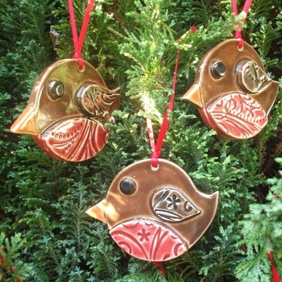 Ceramic robin Christmas decorations