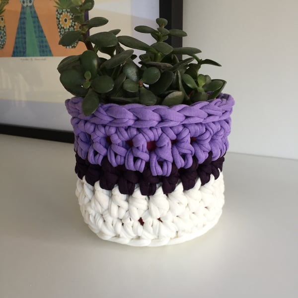 Crochet plant pot cover made with upcycled tshirt  yarn - purple mini
