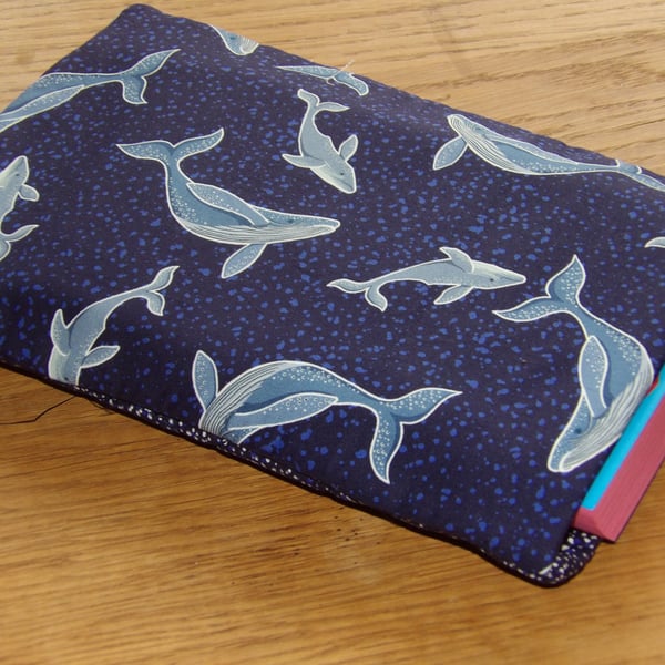 Padded book sleeve very pretty 18cm x 26cm Whales 