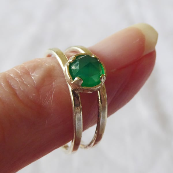  AAA Quality Faceted Green Onyx and Sterling Adjustable Ring