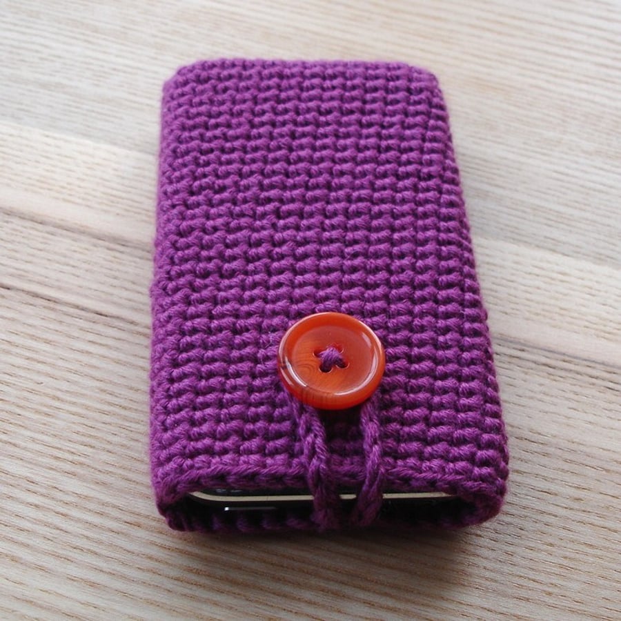Crochet Mobile Phone Cozy with Button in Deep Fuchsia