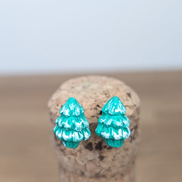  Christmas tree stud earrings