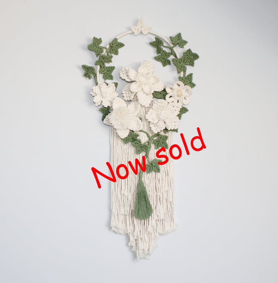 Macrame Ivy and Flower Ring