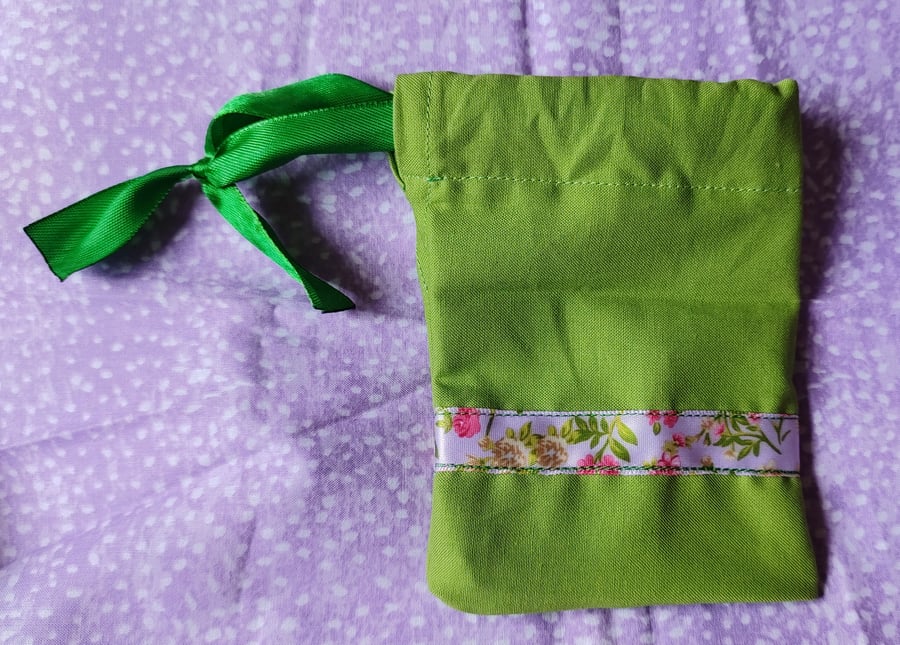 Floral Green Pouch