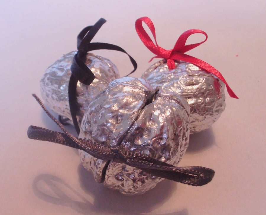 WALNUT  TRINKET BOX WITH TEDDY