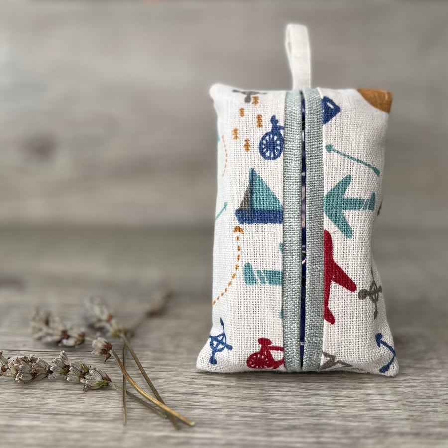 One Lined Tissue Holder 