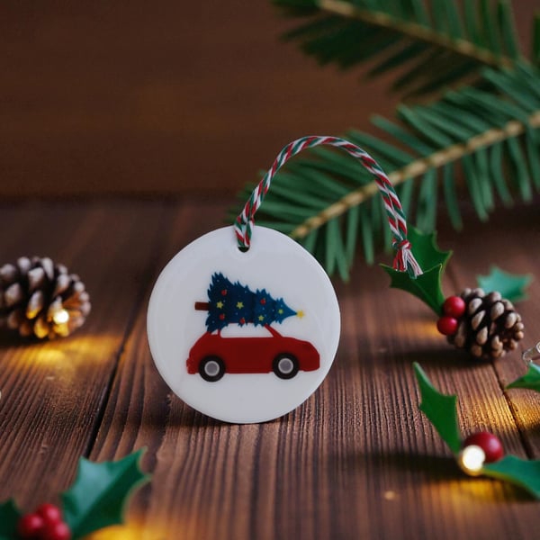 Red Car and Christmas Tree Round Ceramic Christmas Decoration Tree Ornament