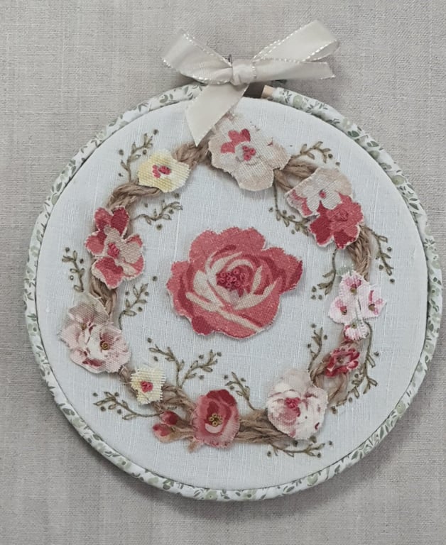 Handmade Floral Embroidery Hoop Wall Hanging
