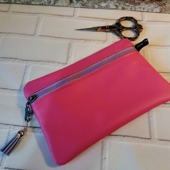 PINK VINYL MAKE UP, COSMETIC BAG