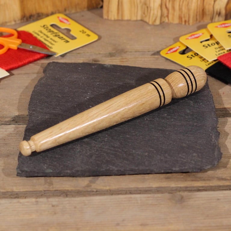 Hand crafted wooden Nostepinne yarn winder made in English Oak FREE UK shipping