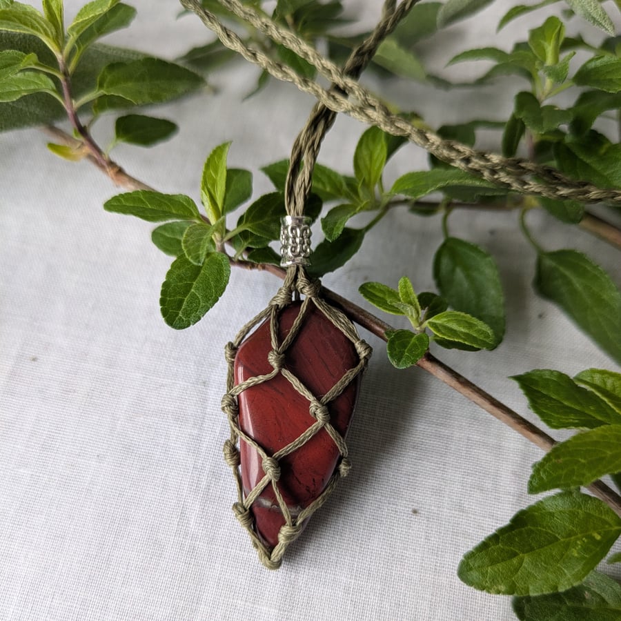 Macrame necklace with flame jasper