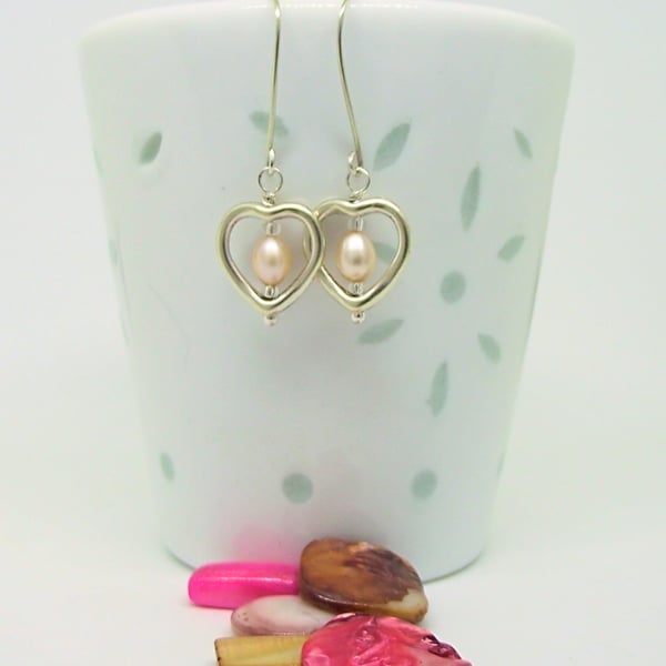Hearts and pearls set