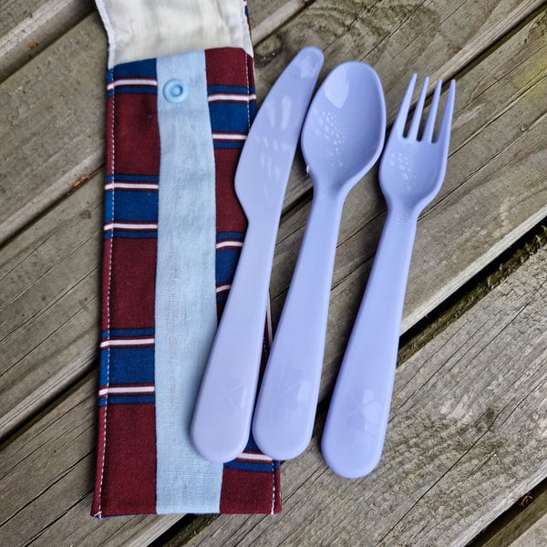 Cutlery gift set in striped blue and burgundy pouch. Great stocking filler idea