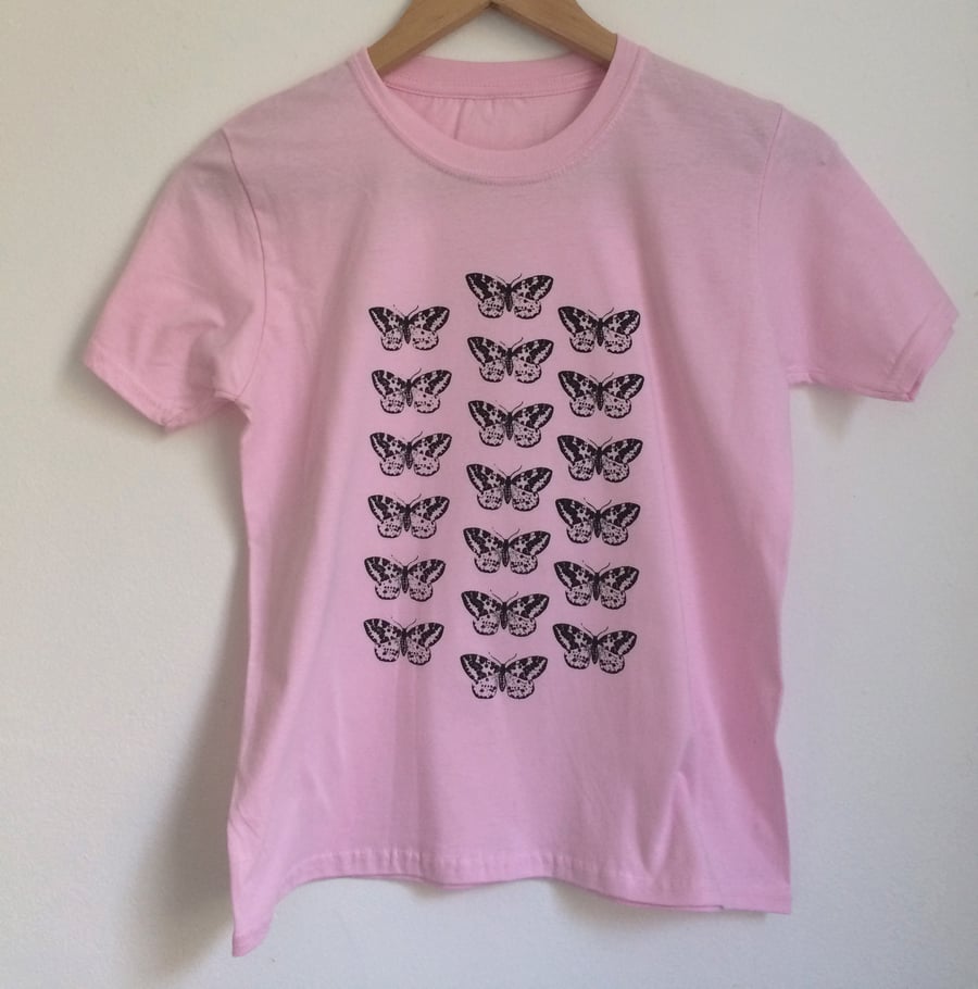 moth kids printed light pink T Shirt moth pattern