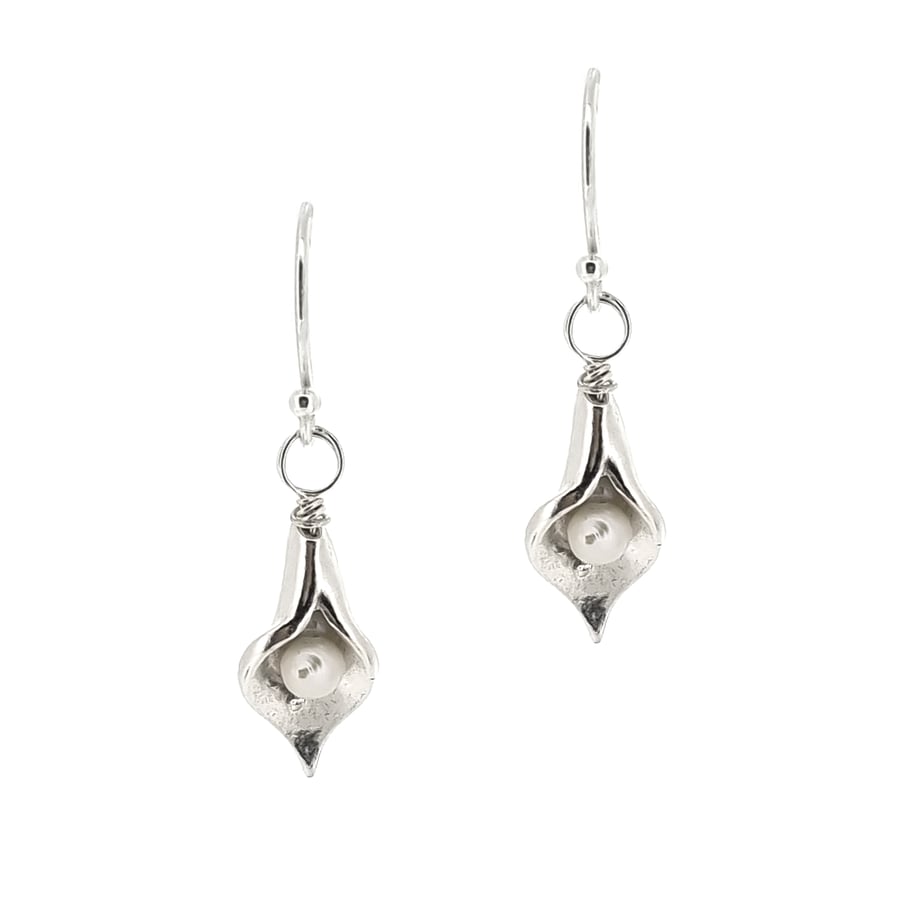 Silver Arum Lily flower drop earrings with pearls - small