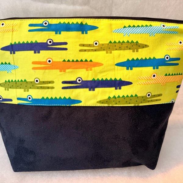 Crocodiles - Large zipped pouch for toiletries, makeup, shaving kit, art, etc...