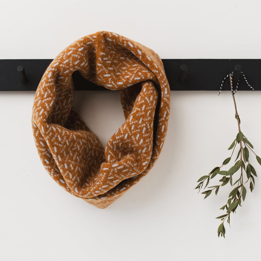 Scatter knitted cowl - sedona and angelite blue