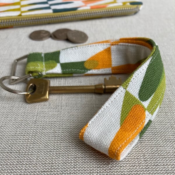 Perfectly Imperfect - Linen fabric Key ring - Key loop Green, pale orange