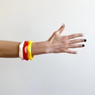 Colourful wavy shaped resin bracelets 