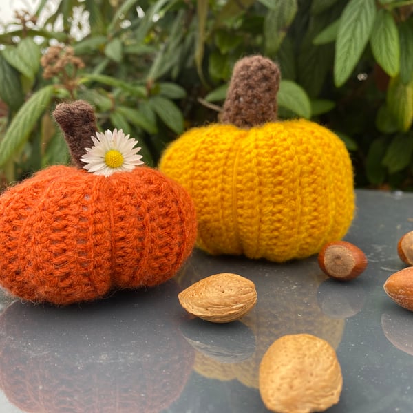 Handmade Crochet Pumpkins – Autumn Home Decor (Set of 2)