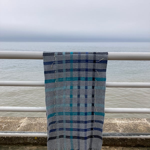 Sea Fishing Handwoven Merino Blanket Wrap Scarf