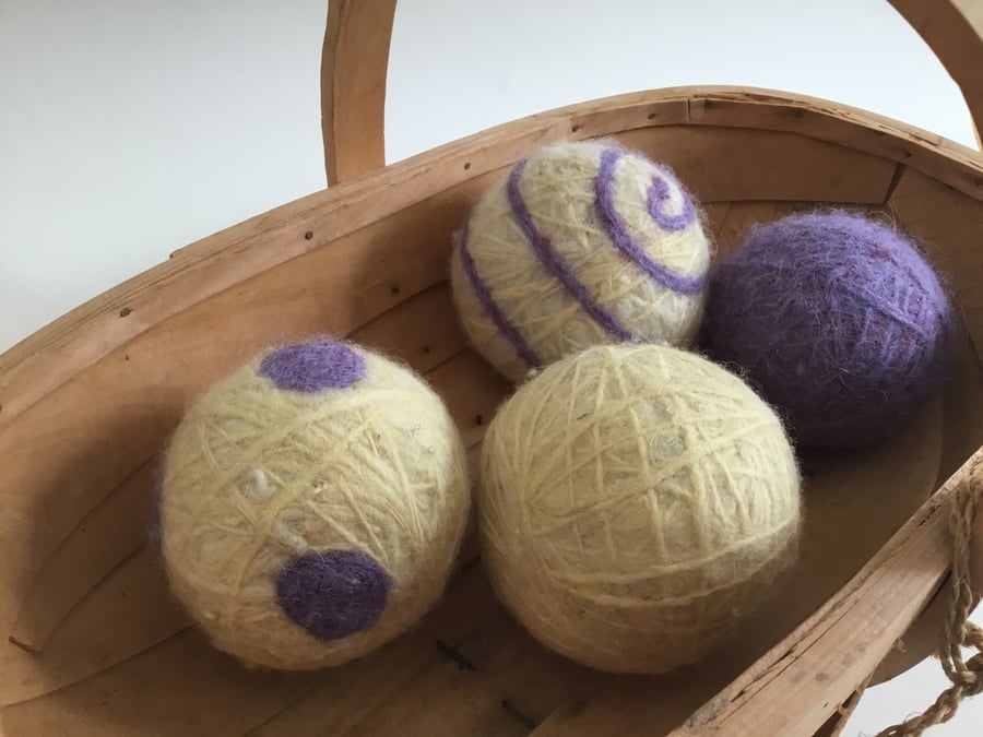 Felted wool tumble dryer balls - lilac