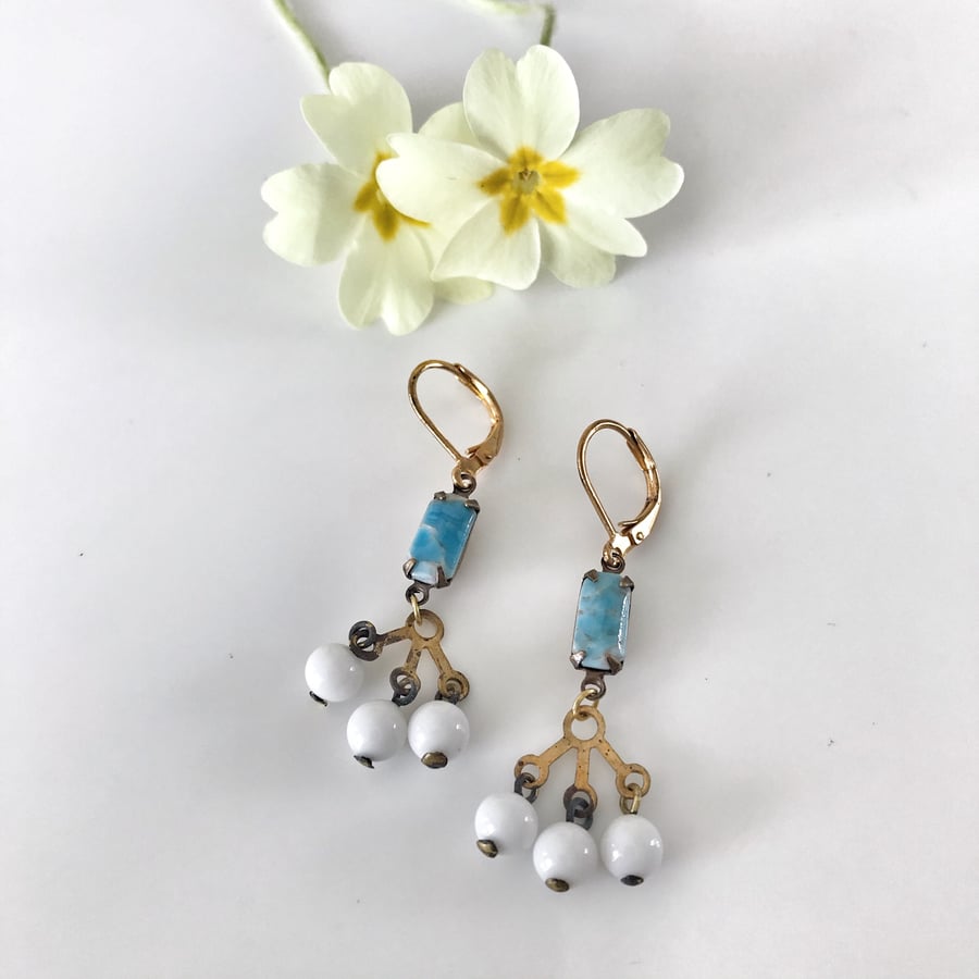  FREE P&P Vintage glass earrings, turquoise and white