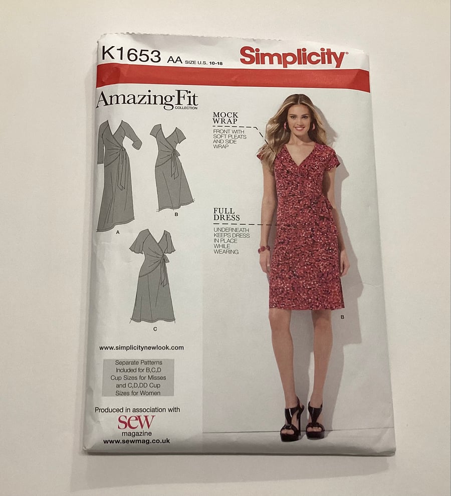 Sewing pattern, uncut, Simplicity k1653, dress pattern