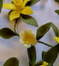 Felt Daffodil Garland: Handmade Floral Spring Decor - Image 7
