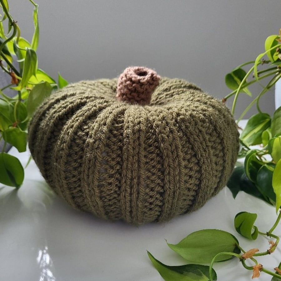 Pumpkin - Hand knitted green pumpkin - large