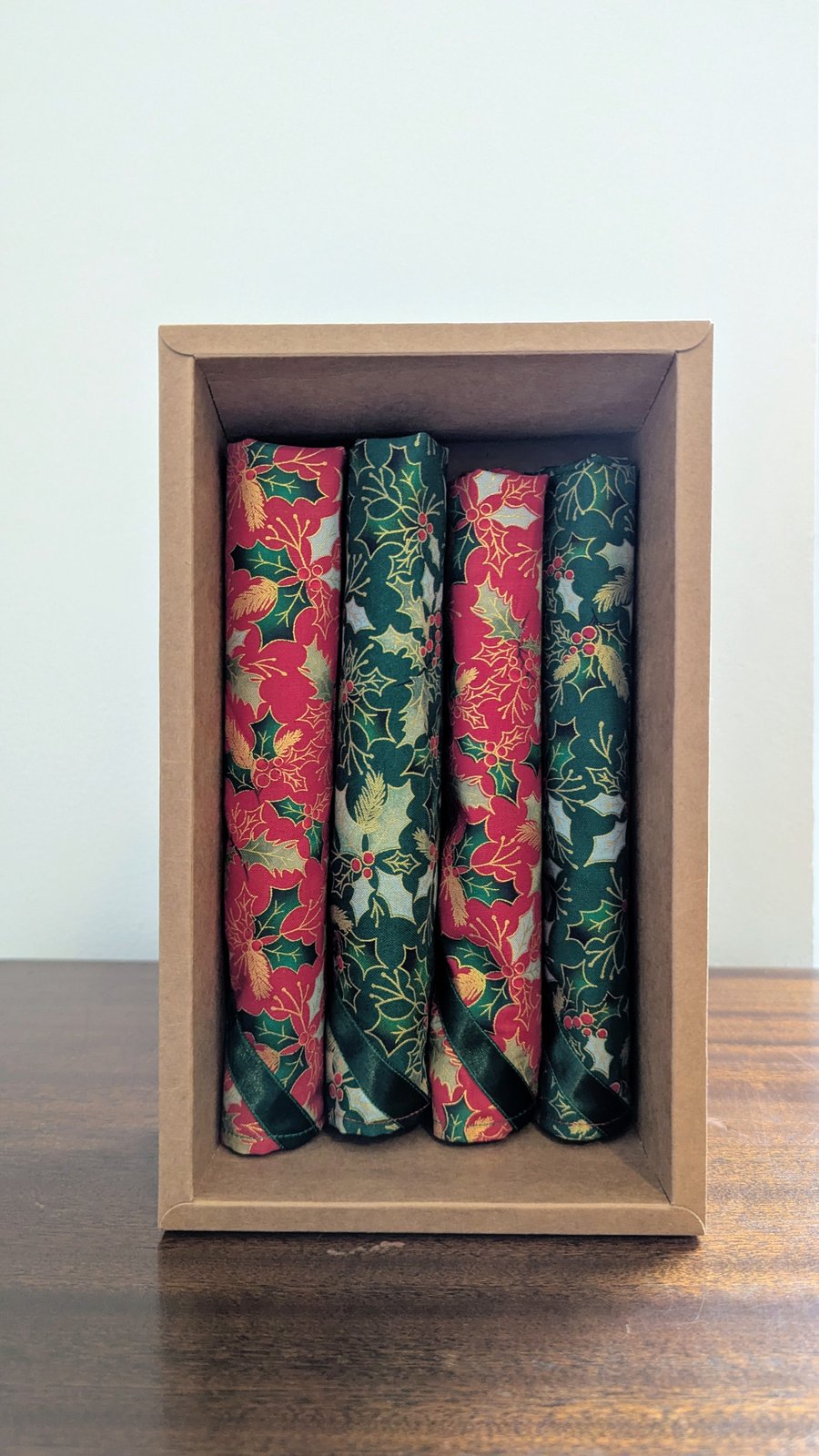 Two Tone Holly Christmas Napkin Four Piece Set