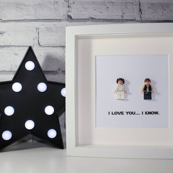 I LOVE YOU - FRAMED LEGO HAN SOLO AND PRINCESS LEIA FIGURES