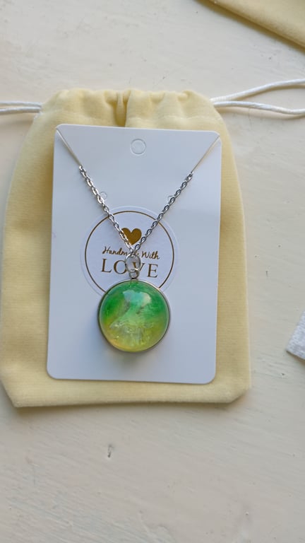 Handmade Nature Swirl Pendant Stainless Steel chain and bezel