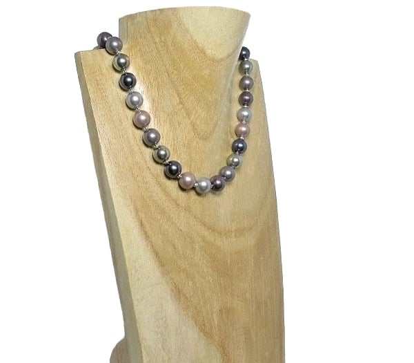 Chunky Burgundy, Peach, Purple & Silver Shell Pearls Necklace