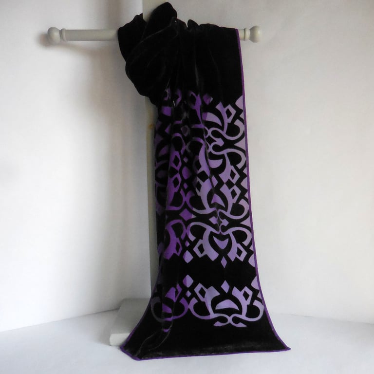 LIMITED EDITION SILK VISCOSE DEVORE VELVET SCARF