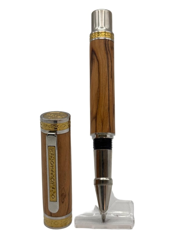 Crest Fountain Pen - Olivewood