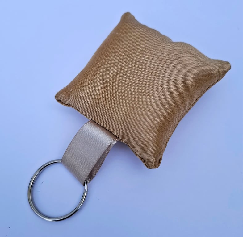 Gold fabric square pillow keyring 