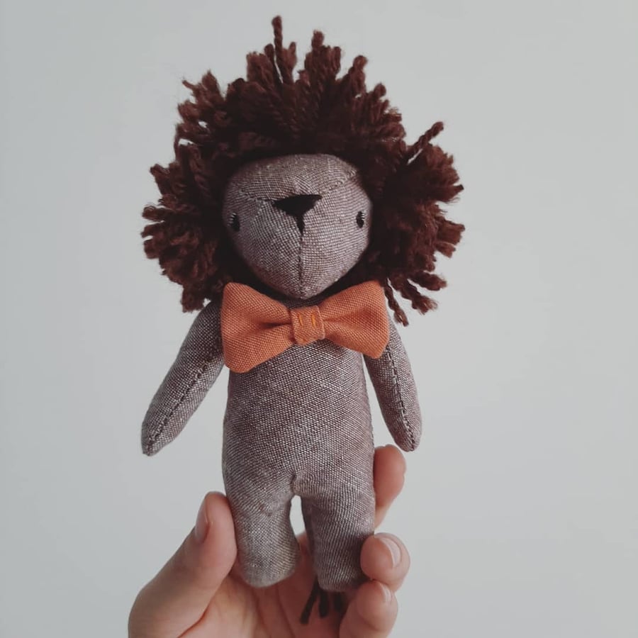 Lion, Soft Sculpture, Carlton