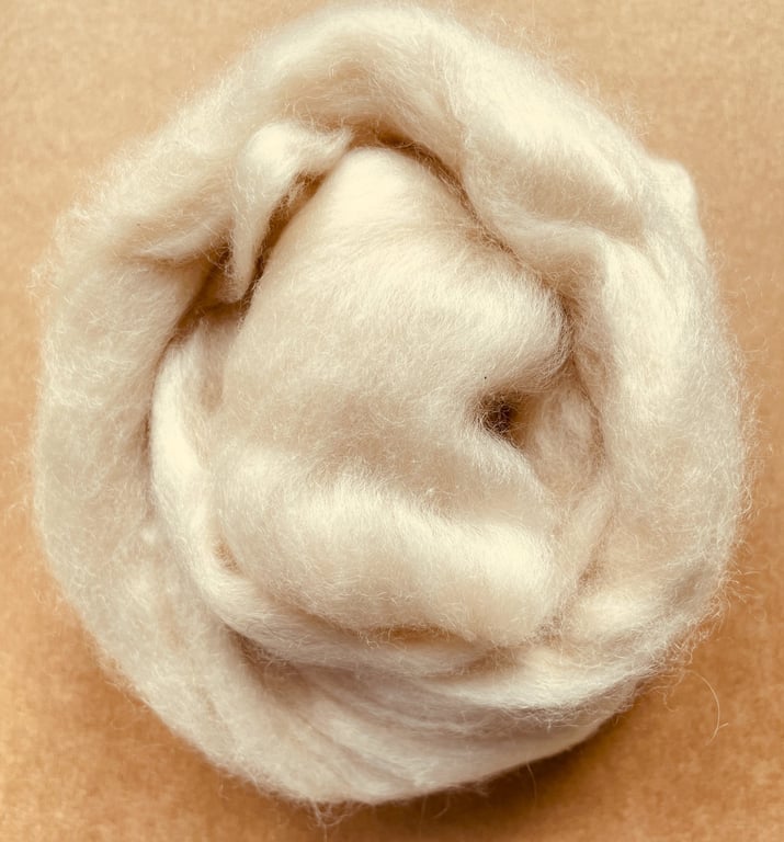 PURE CASHMERE FIBRE TOP – CREAM 