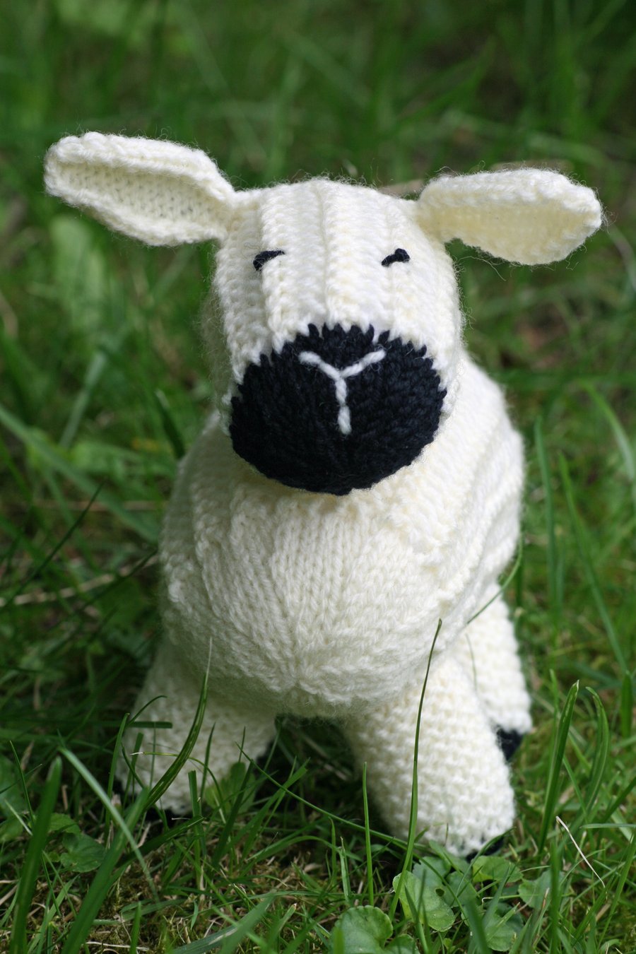 KNITTING pdf PATTERN - Sheep Soft Toy - Lucy Lamb