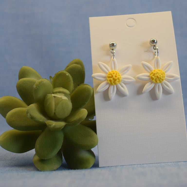 Daisy Flower Drop Earrings