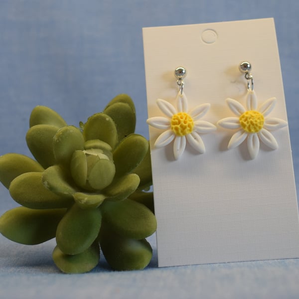 Daisy Drop Earrings