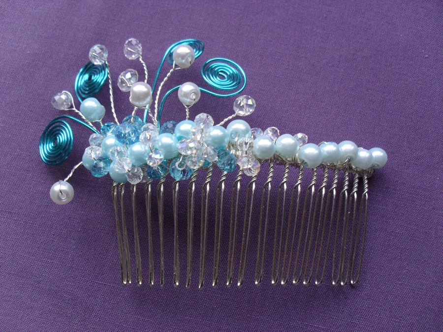 Glass Pearl and Crystal Hair Comb HC011