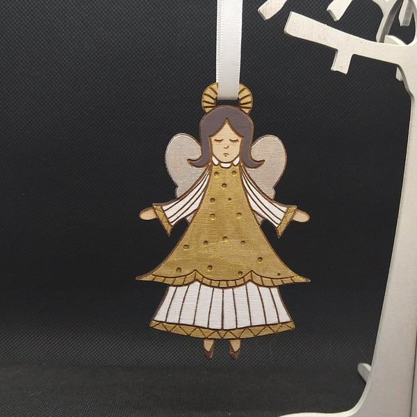 Golden Angel, laser-etched & Laser-cut in wood, hand painted