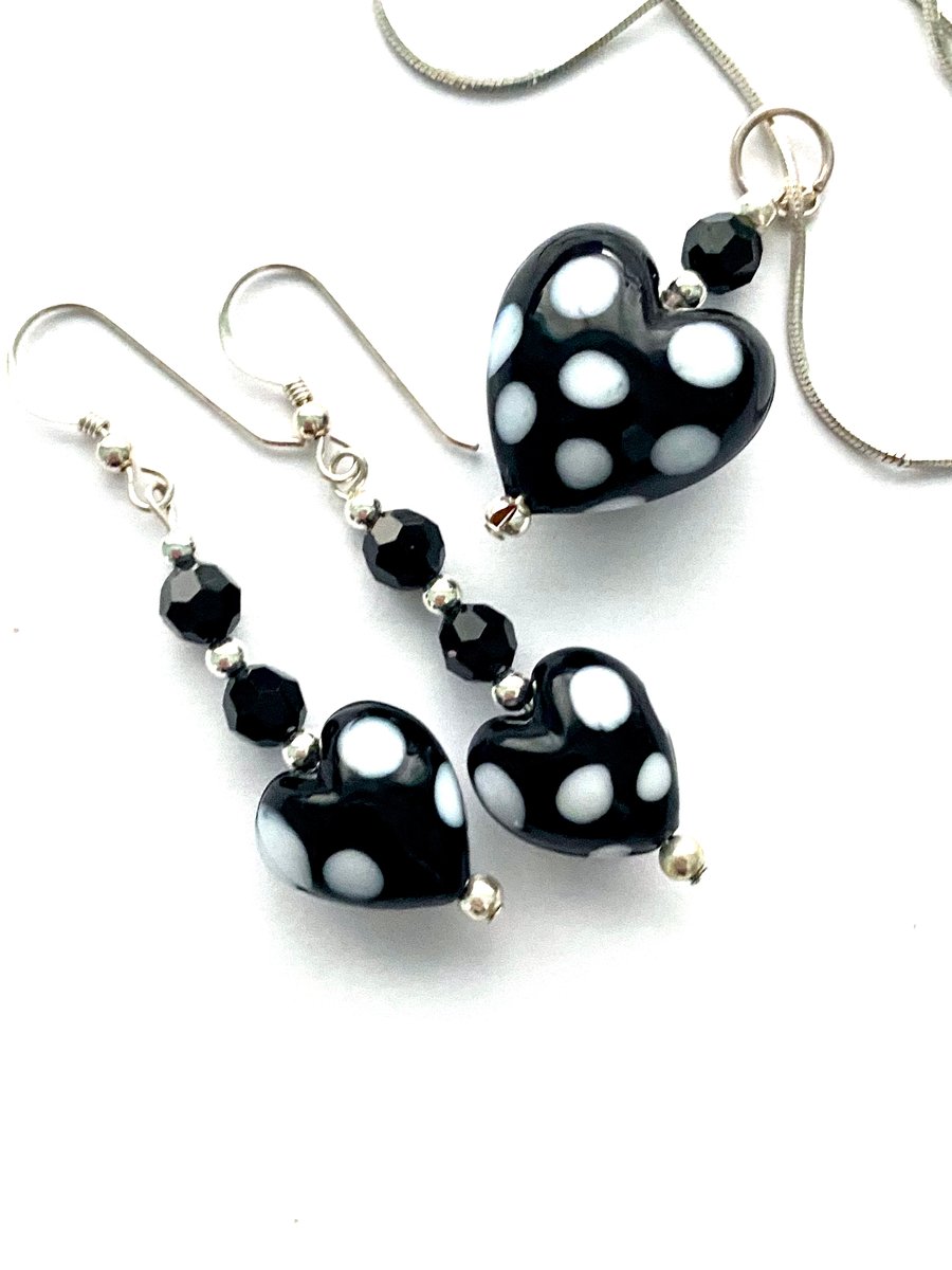 Murano glass black and white polka dot heart pendant with earrings set.